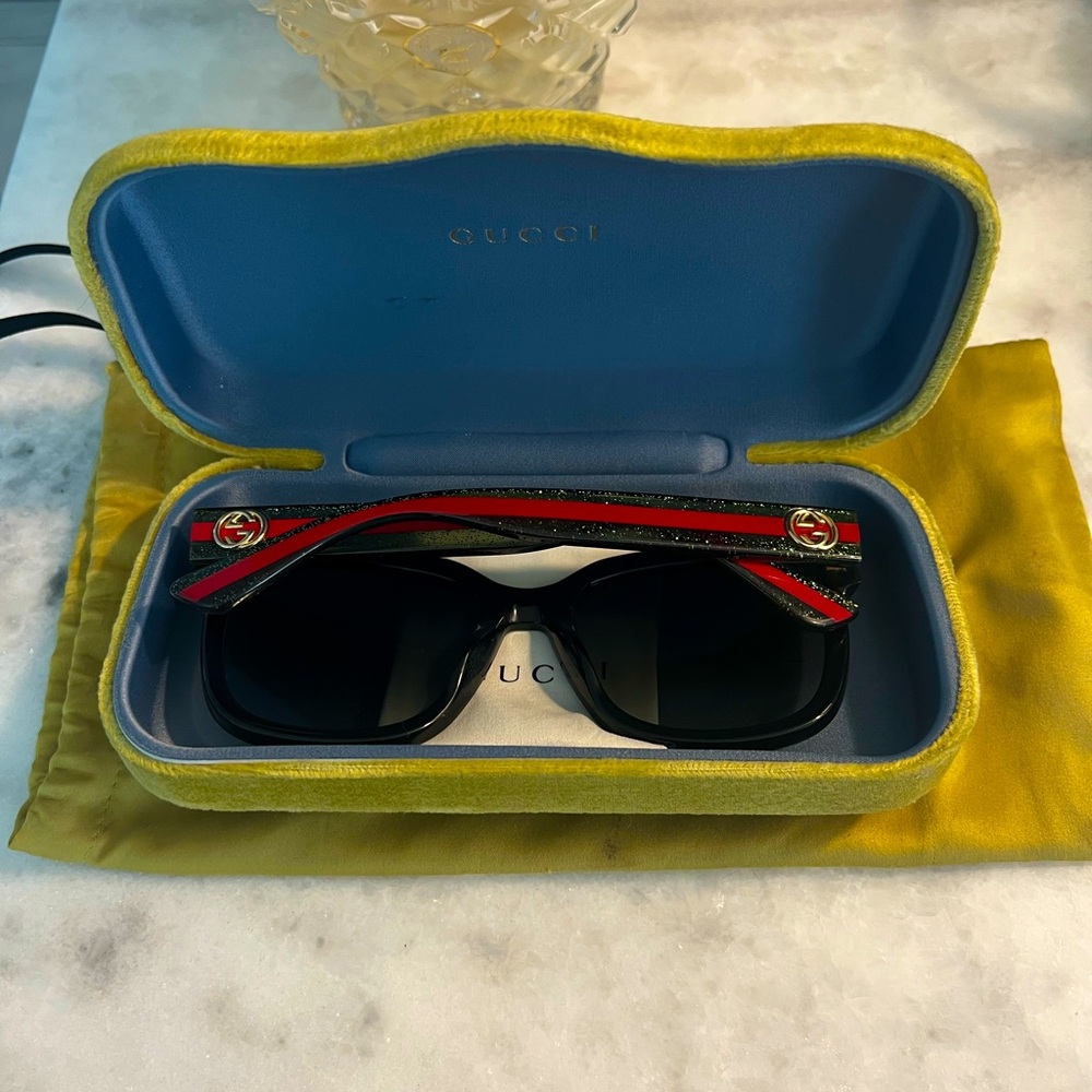 Gucci Black Sunglasses with Red and Green Stripes
